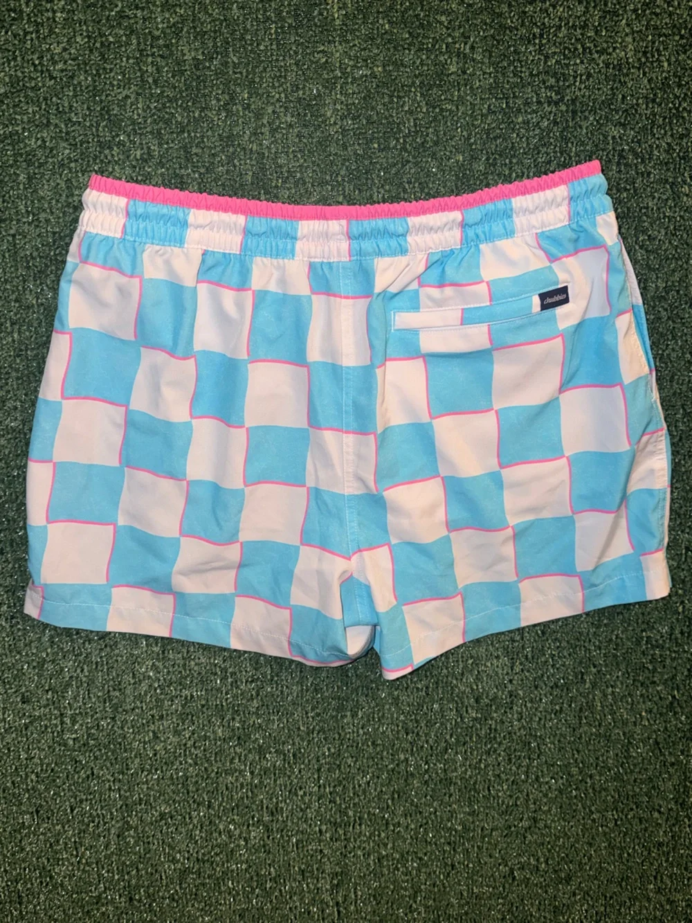 Chubbies “The Pawns” Swim Trunks Teal Blue & White Checkerboard with Pink Sz XL